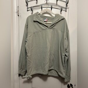 Drawstrings of Malibu green 1/4 Button pullover Shirt women’s M Travel coastal